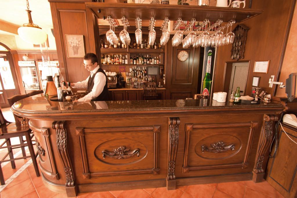 Amsterdam Hotel Sofia Luaran gambar