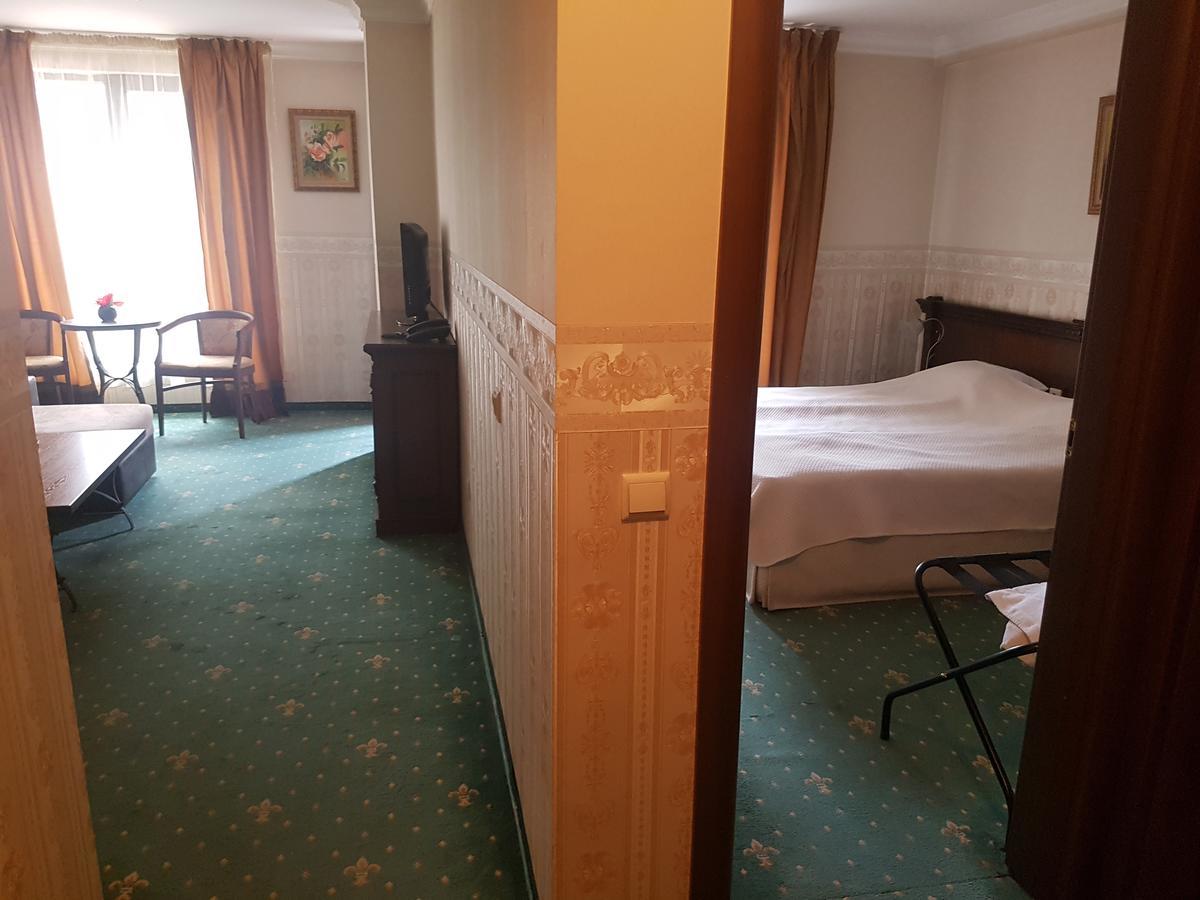 Amsterdam Hotel Sofia Luaran gambar