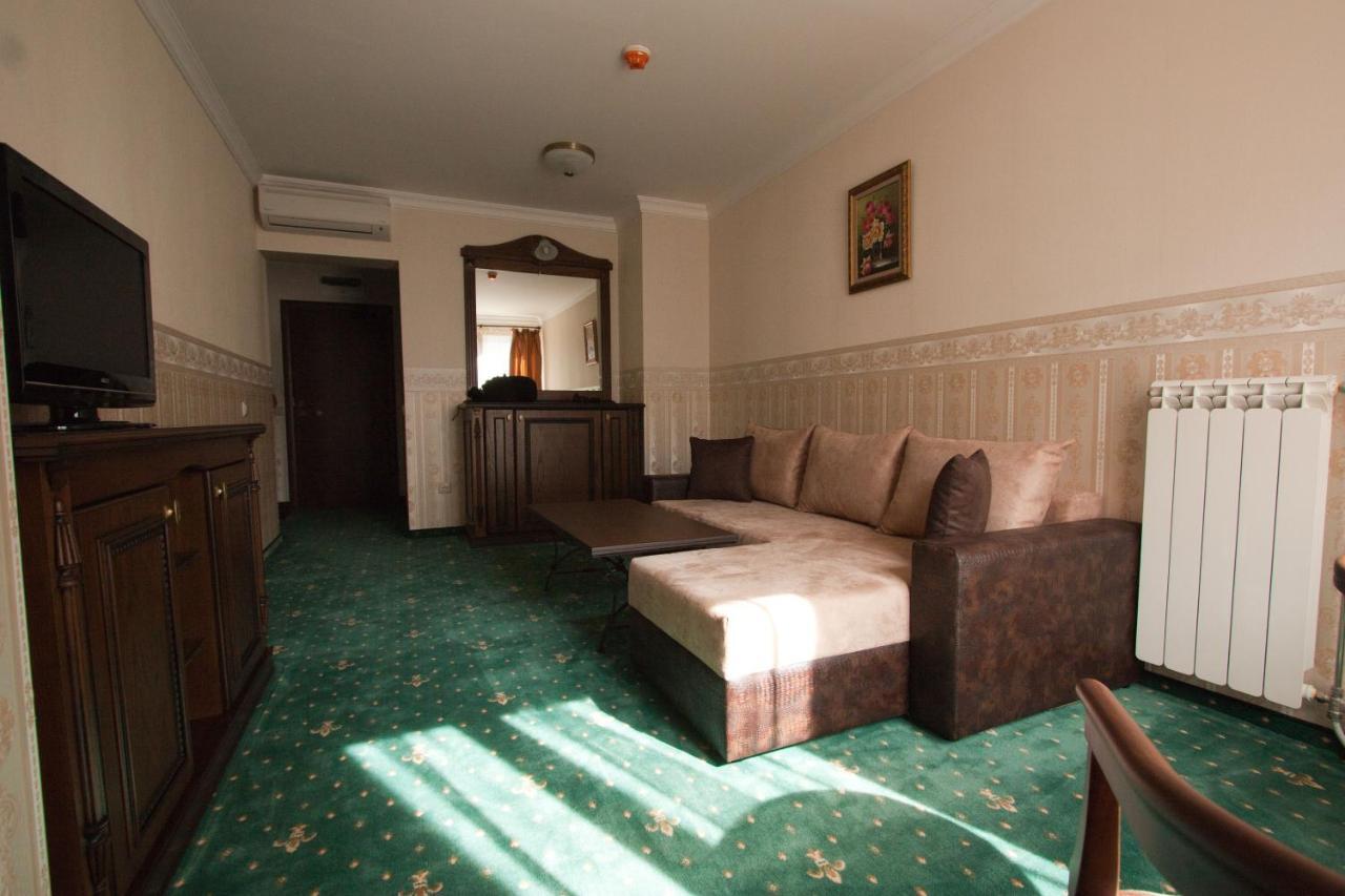 Amsterdam Hotel Sofia Bilik gambar